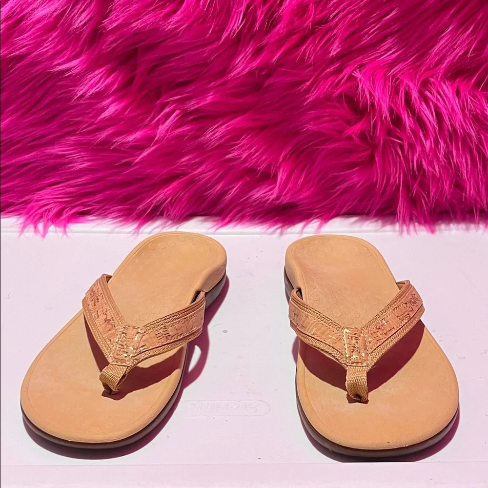 Vionic Tan Thong Sandals